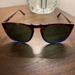 Persol Sunglasses 🕶